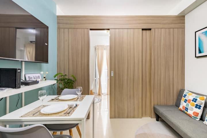 Shore 2 Residences 1Br Deluxe Room In Moa Complex Manila Exteriér fotografie