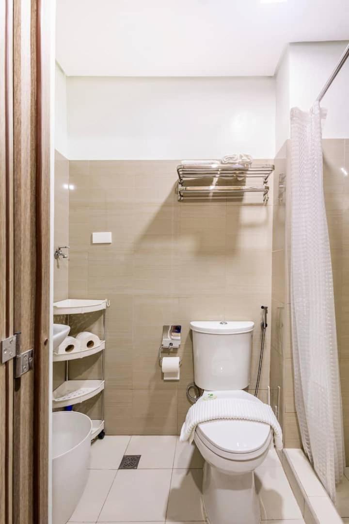 Shore 2 Residences 1Br Deluxe Room In Moa Complex Manila Exteriér fotografie